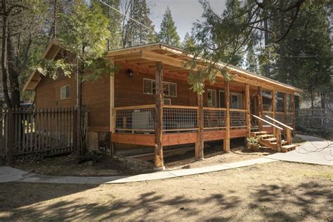 Cozy Bass Lake Cabin Super Close to the Lake and Close to Yosemite! in Bass Lake | Best Rates ...