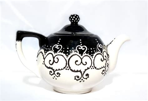 Teapot black and white hand painted with lace dotting