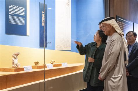 Ruler of Ras Al Khaimah visits The Palace Museum in Beijing - Home Page