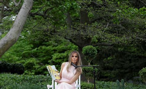 Melania Trump Likes To Read, Unlike The President - Newsweek