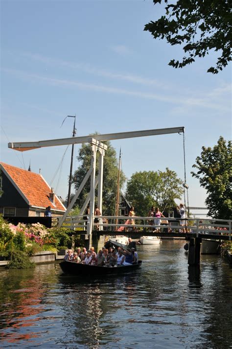 A canal boat tour in Edam | VVV Edam-Volendam Tourist Information