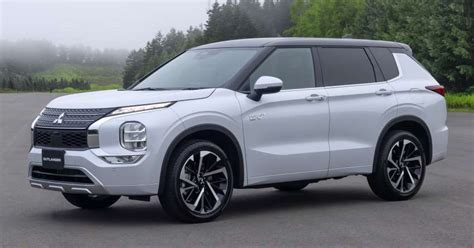 2022 Mitsubishi Outlander PHEV debuts - now with 20 kWh battery, 87 km ...