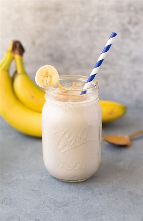 Banana and Peanut Butter Smoothie - The Clean Eating Couple