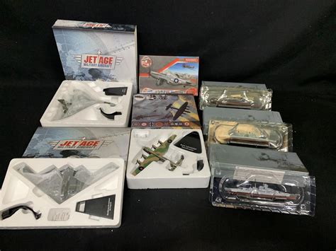 4 Military aircraft models and 3 Atlas model ships