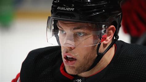 Taylor Hall injury update: Devils forward (knee) eyeing first action ...