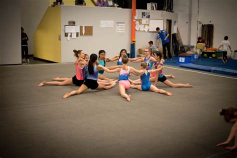 Girls Team Gymnastics Programs - Competitive Gymnastics Classes — Metro Gymnastics Center