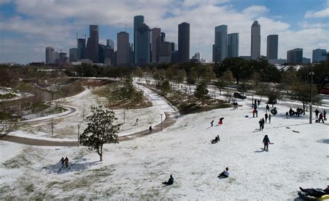 Deadly winter storm cost Houston $3.2 million just to power streetlights