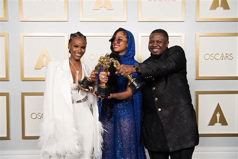 Backstage At The Oscars with H.E.R. Best Original Song Winner | WATCH | EURweb