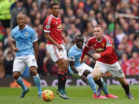 Manchester United vs Manchester City match report: Jesse Lingard and Chris Smalling go close to ...