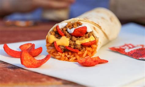 5 Taco Bell Dollar Menu Items To Try If You Love Burritos With All Your ...