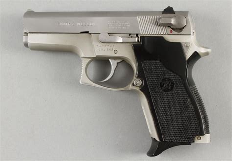 Smith & Wesson Mdl 669 Cal 9mm SN:TAY3746Double action semi auto pistol chambered in 9mm, stainless