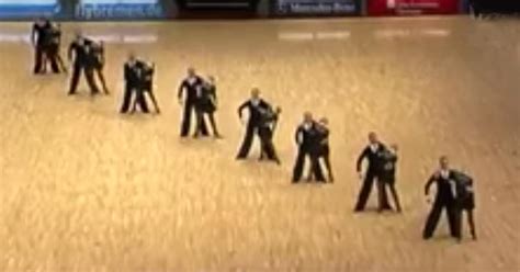 Amazing “Ice Ice Baby” Dance Routine Leaves The Audience - And The Internet - Speechless