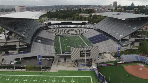 Husky Stadium Seating | Cabinets Matttroy