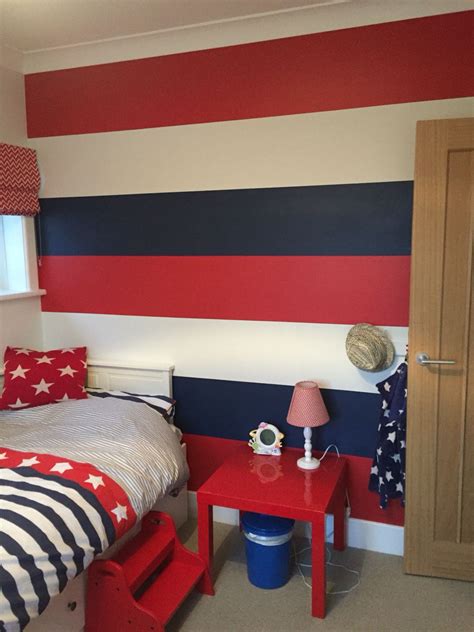 Striped feature wall. Red and blue boys bedroom | Boys room blue, Red boys bedroom, Blue boys ...