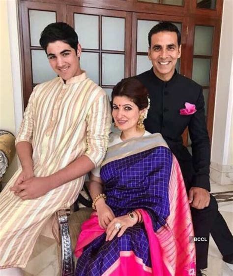 Akshay Kumar and Twinkle Khanna celebrate 20th wedding anniversary Pics ...