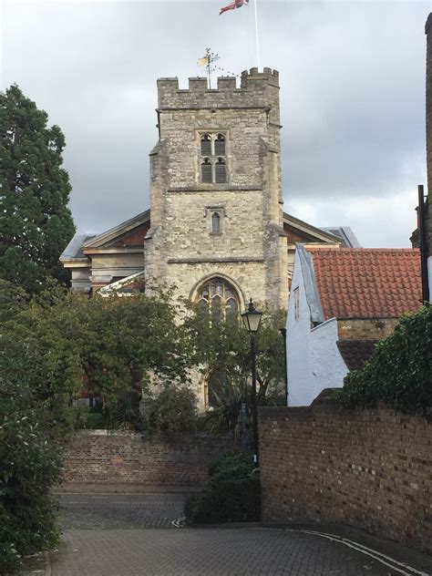 St Mary’s Church, Twickenham - Wander Mum