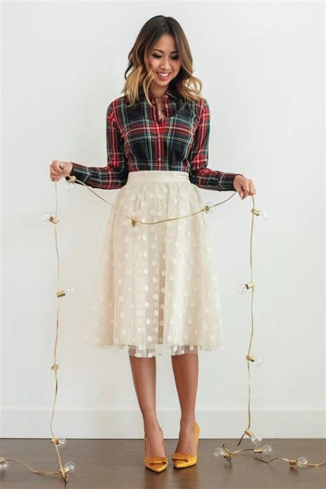 60 Holiday Outfits From Our Favorite Fashion Bloggers - Society19 ...