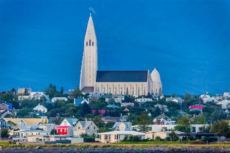 Reykjavik City Sightseeing & Golden Circle | Hekla.com