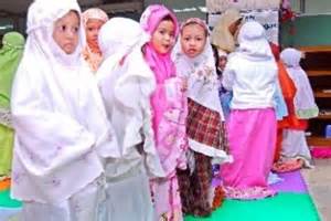 Anak-Anak Perlu Dibiasakan Shalat Subuh Berjamaah | Republika Online