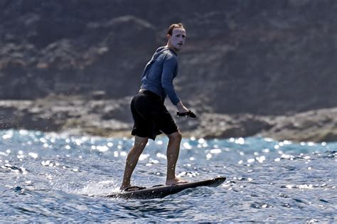 Mark Zuckerberg surfboards in Hawaii with way too much sunscreen