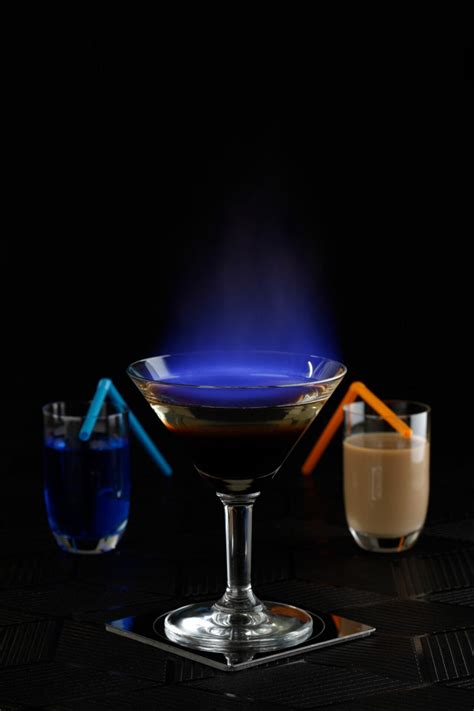 Shot Flaming Lamborghini - Cocktail Team