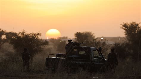 100 Civilians Are Reported Dead After Attacks in Niger - The New York Times