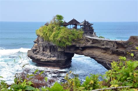 Tanah Lot, One of Favorite Travel Sites in Bali - Traveldigg.com