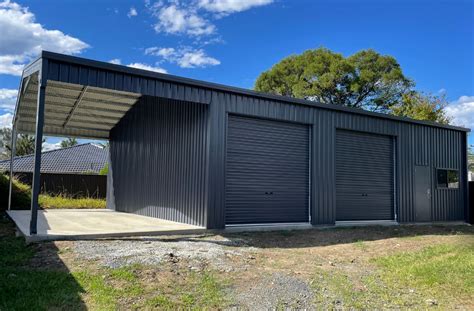 4 Bay Garage with Gable Roof in Ironstone