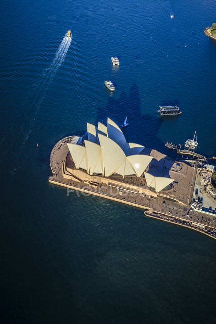 Aerial view of Sydney opera house in Sydney, Australia — water, new ...