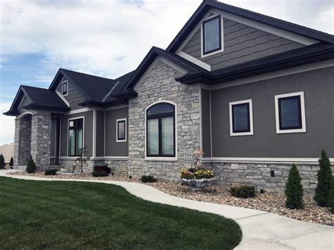 Natural Stone Veneer Siding Benefits On Your Home Build or Remodel