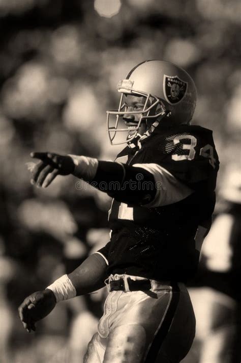 Bo Jackson Los Angeles Raiders. Editorial Photo - Image of people ...