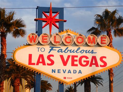 25 Best Things to Do in Las Vegas (That Aren't Gambling)! - It's Not About the Miles...