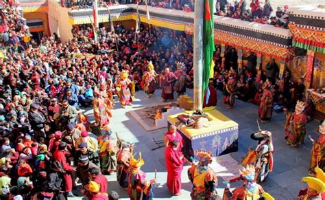 Ladakh Culture | Arts, Culture & Life Style of Ladakhi People