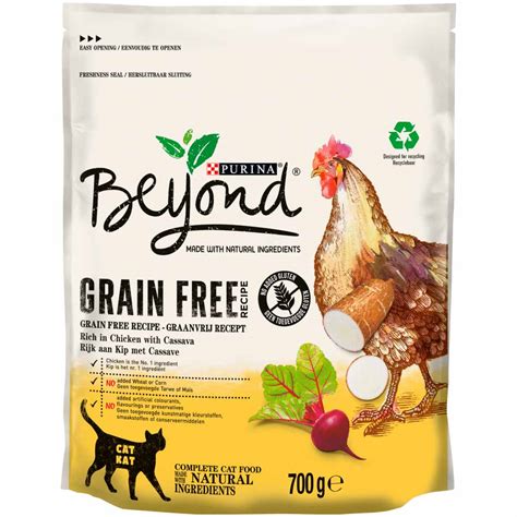 Beyond Grain Free Dry Cat Food Rich in Chicken 700g | Wilko