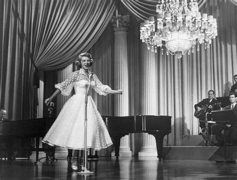 100 Best Female Singers Of The '50s, '60s and '70s | Classic hollywood ...