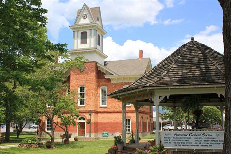 Historic Clay County Courthouse / Beal Center – Blue Ridge National ...