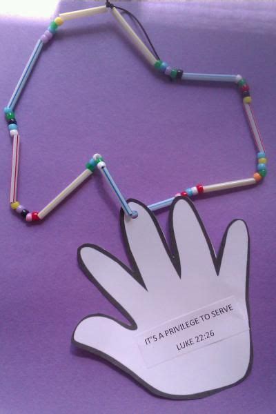 Serving others craft | Children's Church Ideas | Preschool bible, Sunday school lessons, Kids ...