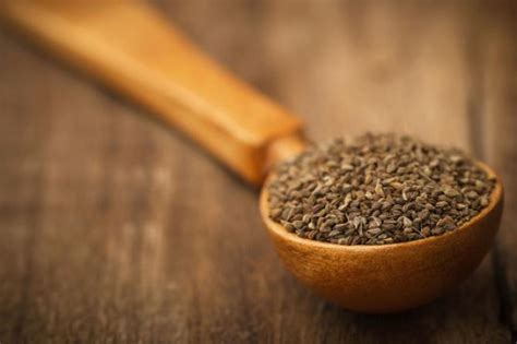 5 Different Ways You Can Use Carom Seeds (Ajwain) For Weight Loss