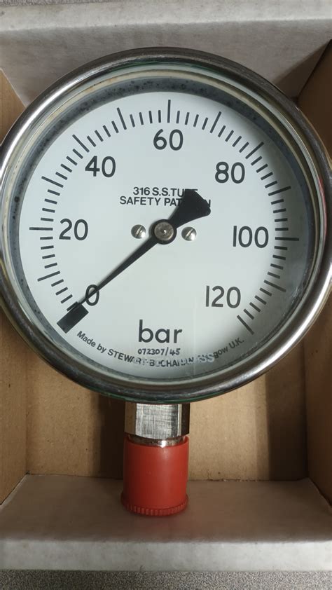 Pressure Gauge 0-120 Bar - TOSL Engineering Limited