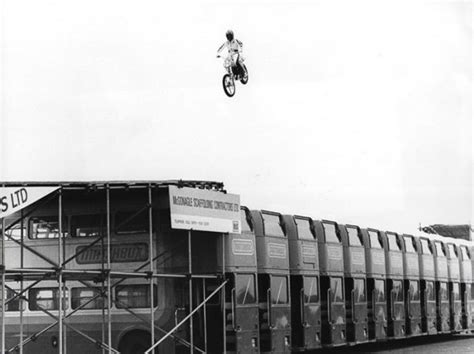 The Best Bike Stunts (30 pics)