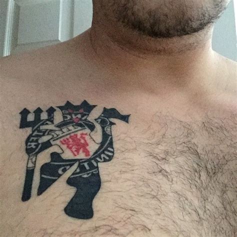 The @manutd crest and devil entwined – nice ink from Josh Ferreira on ...