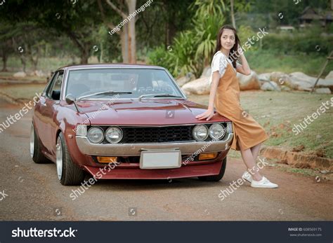 520 1950s Woman Car Images, Stock Photos & Vectors | Shutterstock