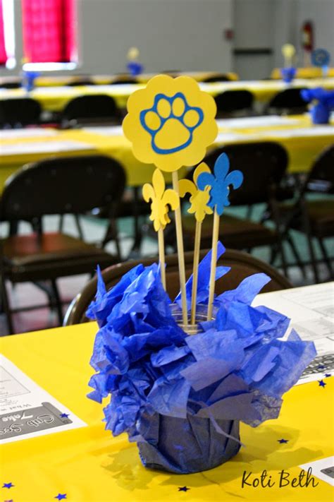 Koti Beth: Cub Scout Blue and Gold Centerpieces with Free Paw Print SVG ...