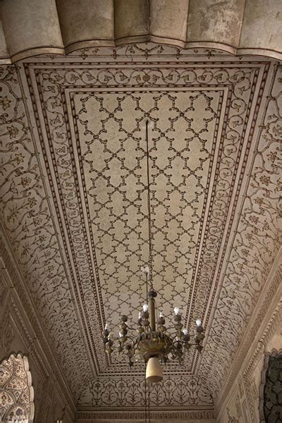 Close-up of upper arch inside Bashahi Mosque | Badshahi Mosque | Lahore ...