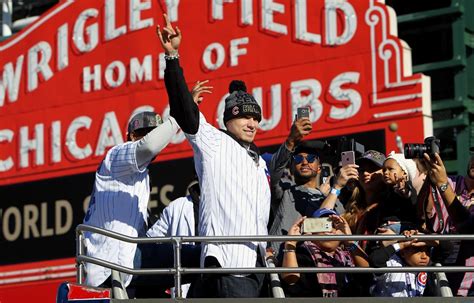 At Cubs' World Series parade, Chicago honors its champions - Sports ...