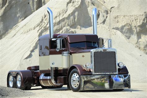 The Peterbilt 379: The Mother of All Custom Trucks