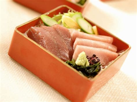 Japanese Salad with Raw Tuna recipe | Eat Smarter USA