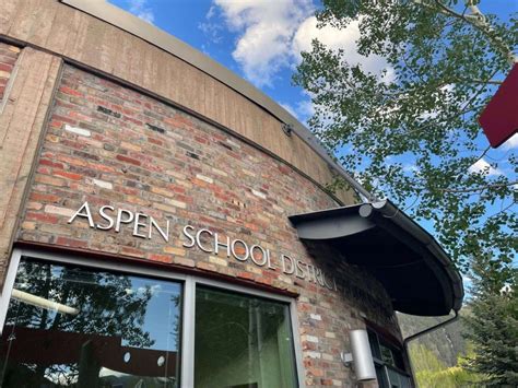 Snow days lead to tweaks in Aspen school calendar for next year | AspenTimes.com