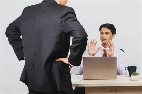 Signs of Workplace Bullying and How to Deal with It