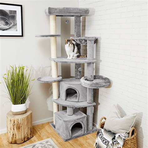 The Best 12 Heavy-Duty Cat Trees for Large Cats